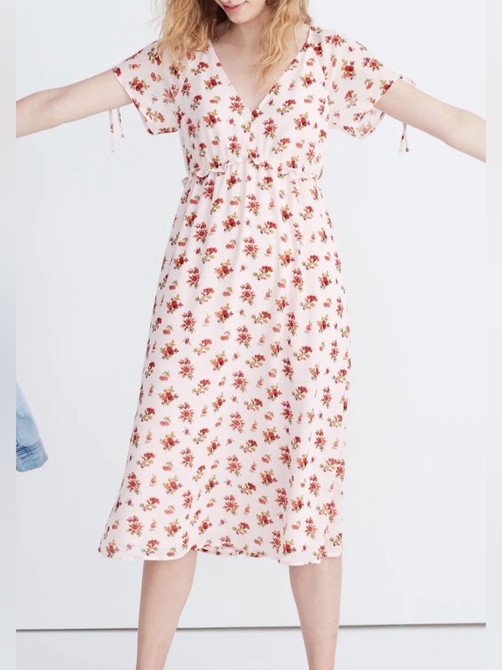 MADEWELL Tie-Sleeve Ruffle-Waist Midi Dress in Countryside Blooms